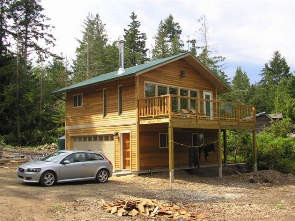 small-house-with-garage-3