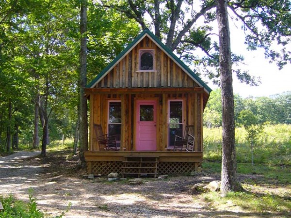 tiny-cabin-on-6-acres-for-sale