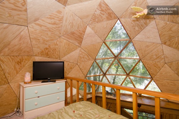 mushroom-dome-micro-cabin-vacation-rental-005