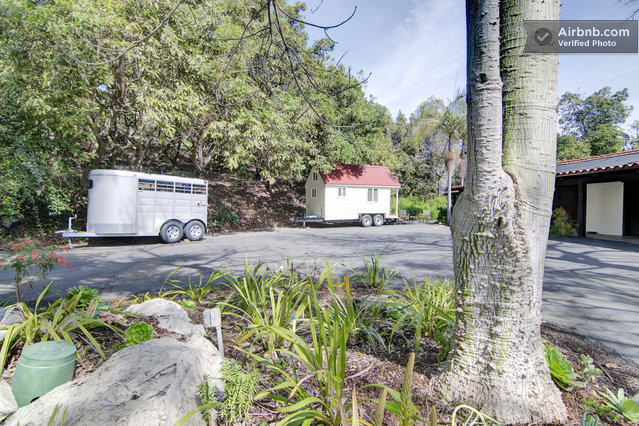 Experience a Tiny House using this Vacation Rental in Southern