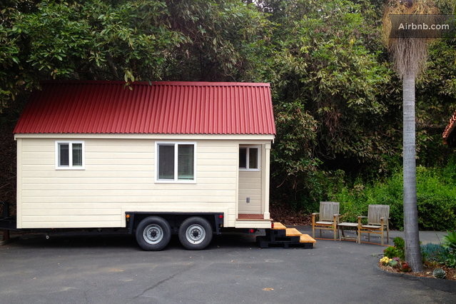 Experience a Tiny House using this Vacation Rental in Southern