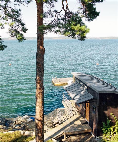 waterfront-tiny-cabin