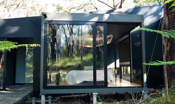 Tiny Modern Cabin in Australia-06