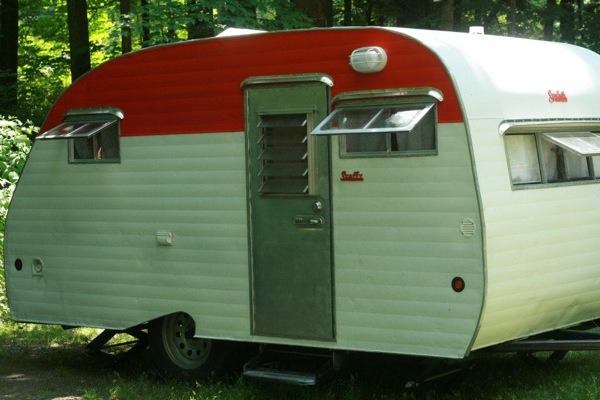 1965-serro-scotty-sporstman-travel-trailer-renovation-0053