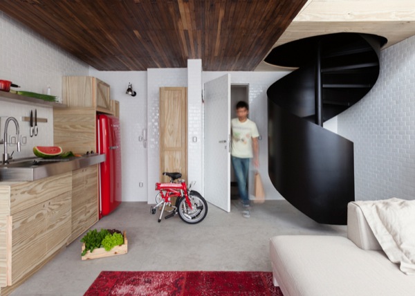 387-sq-ft-2-story-micro-apartment-in-brazil-0012