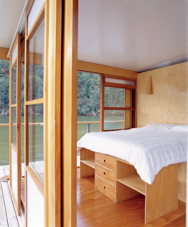 Arkiboat-tiny-small-houseboat-living-008