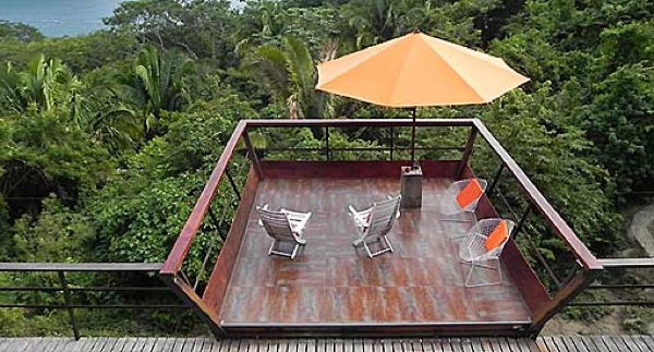 v-house-floating-micro-cabins-in-the-jungle-0018