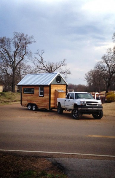 Joe Delivering a Tennessee Tiny Home on Wheels