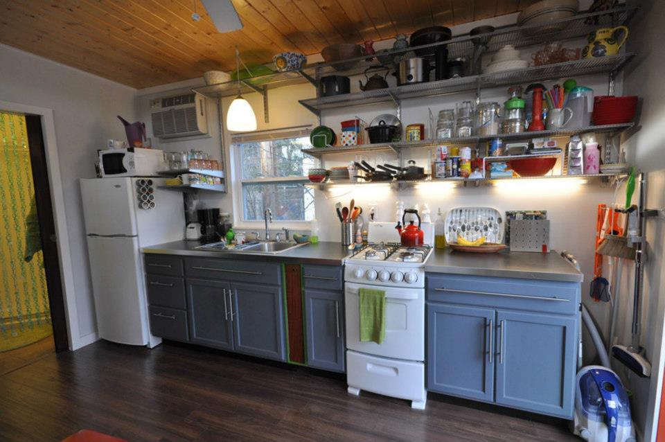 kanga-tiny-house-kitchen
