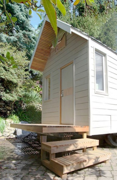 tiny-house-on-a-trailer-in-west-vancouver-bc-canada-for-sale-02