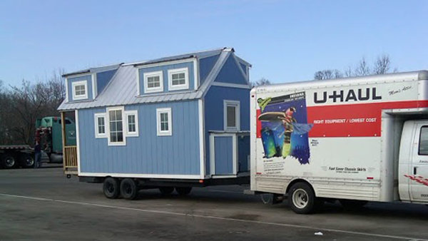 Couple Retiring in Tiny House on Wheels