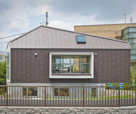 hori-nouchi-modern-tiny-house-in-tokyo-5