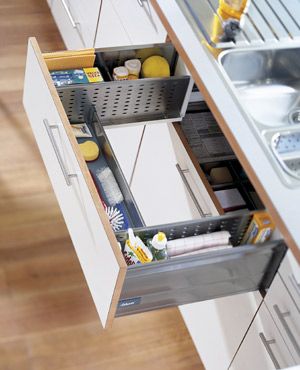 space-saving-sink-drawer-for-your-kitchen