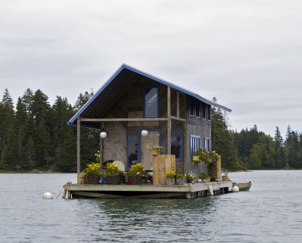Top 3 Small Floating Homes � Tiny House Pins