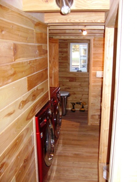 laundry-in-a-tiny-house-2