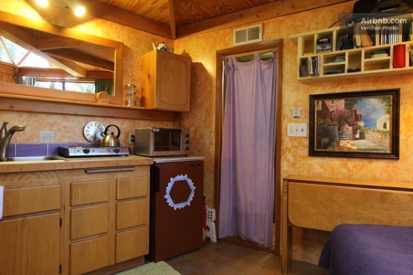 mushroom-dome-micro-cabin-vacation-rental-026