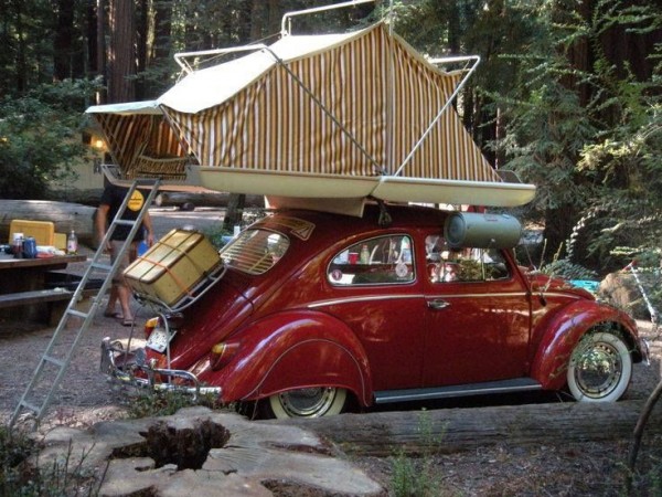 vintage-vw-bug-rooftop-camping-setup