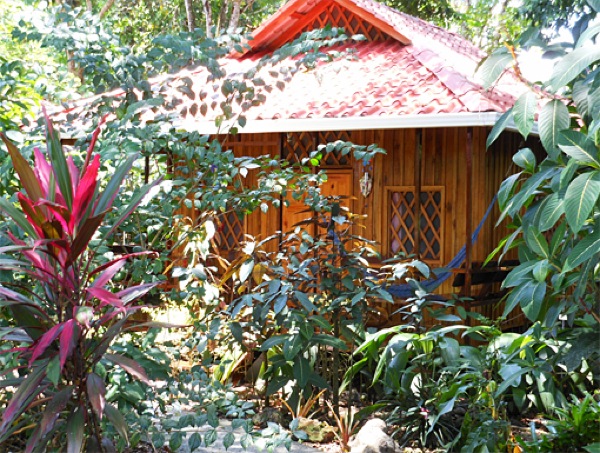 Little Wooden Bungalows in Costa Rica-03