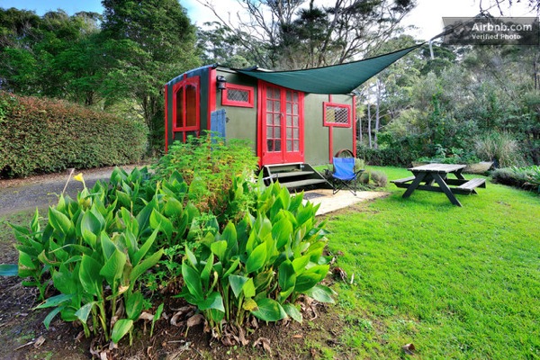 romantic-gypsy-caravan-micro-cabin-or-backyard-guest-house-001
