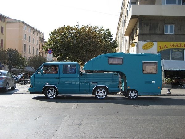 custom-vw-5th-wheels-travel-trailer