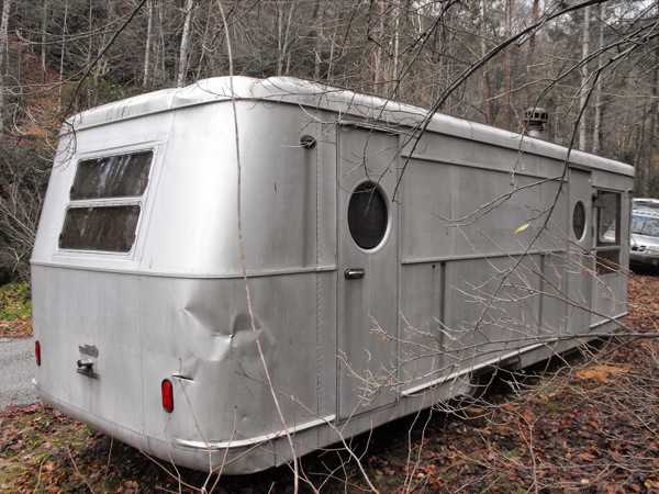 25-spartan-travel-trailer-for-sale-005